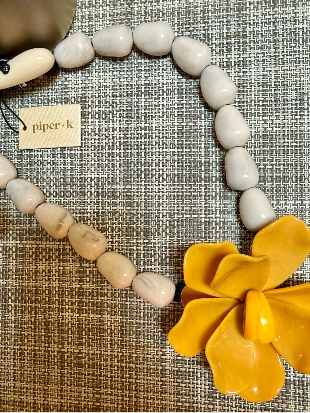 Piper-K 🌼Red Resin Chunky Bold Statement White Organic Beads Pendant💛